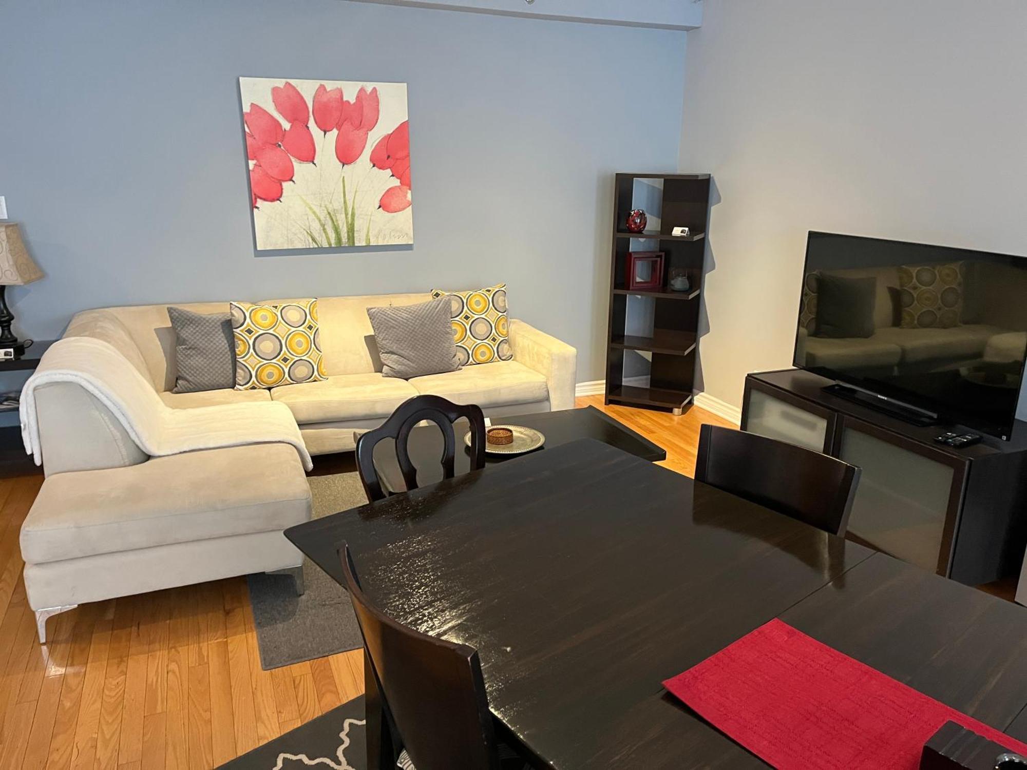 Aparthotelmontreal By Les Terrasses Saint Urbain 2225i2 Apartment