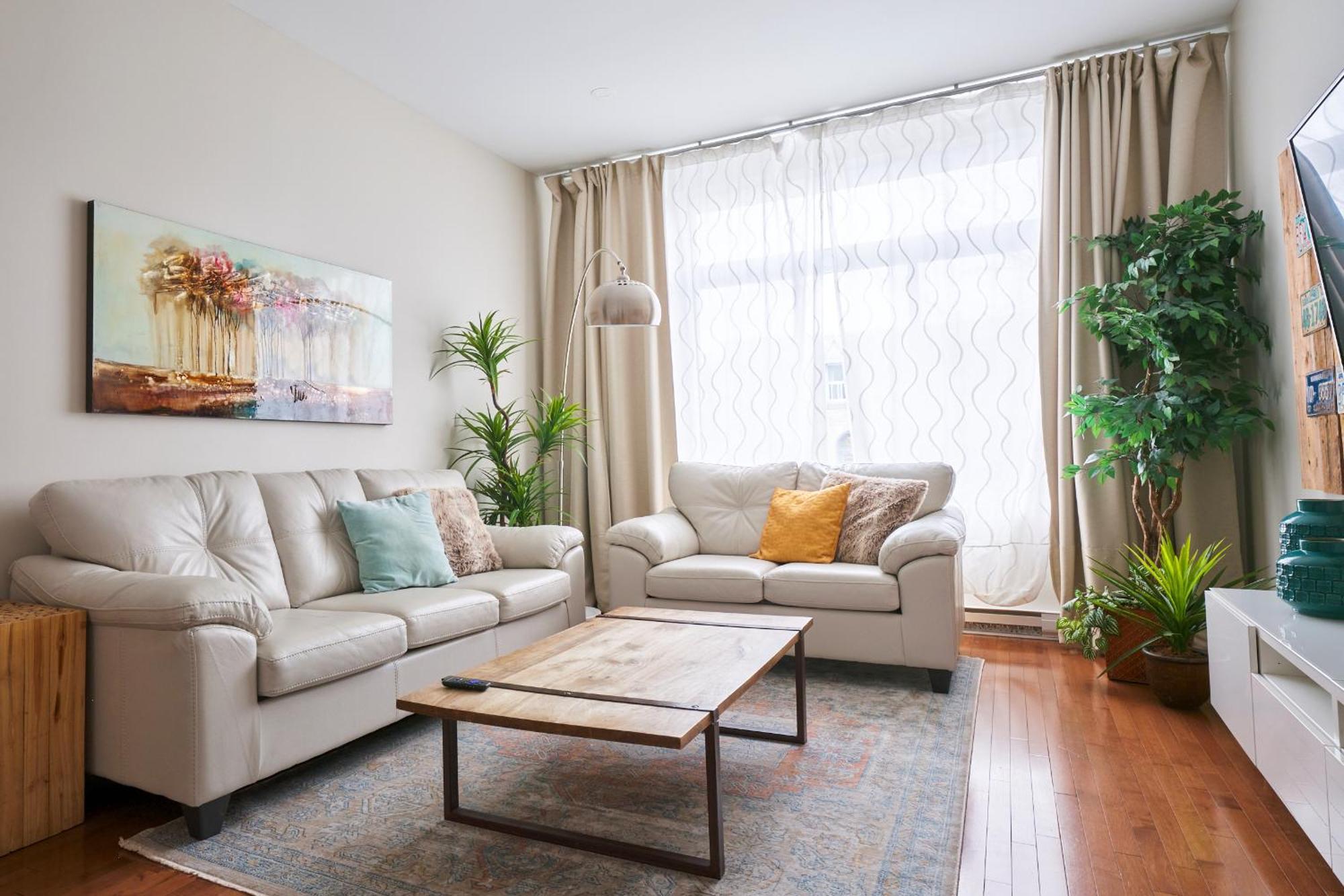 Mtlvacationrentals - The Fabfour * Montreal