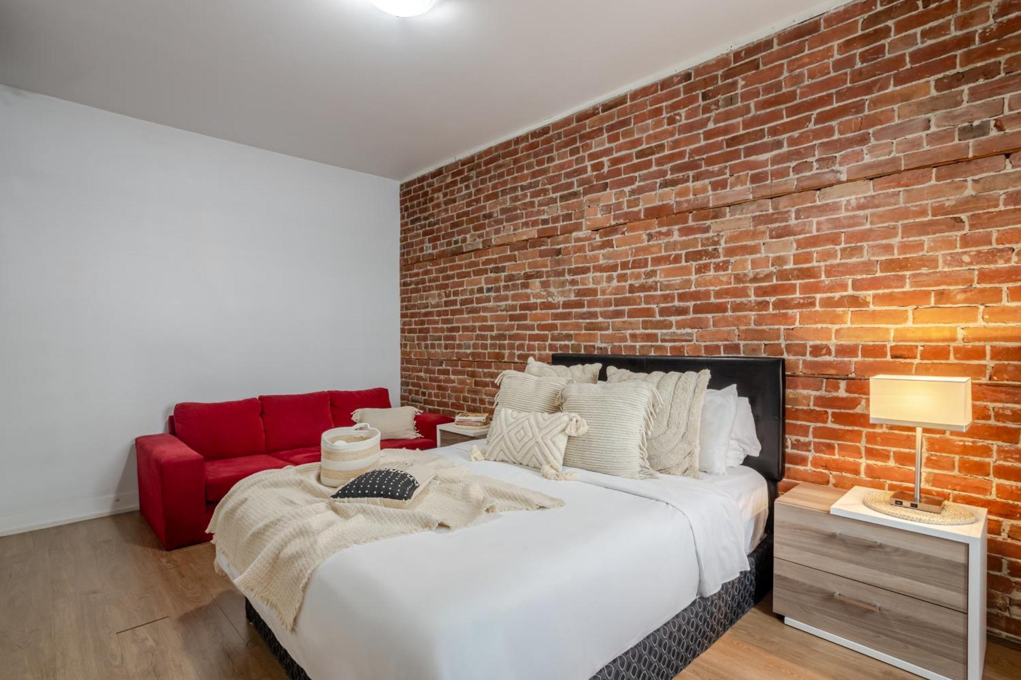 Apartment 2bdr On Bishop-vibe Mtl Zw4 *