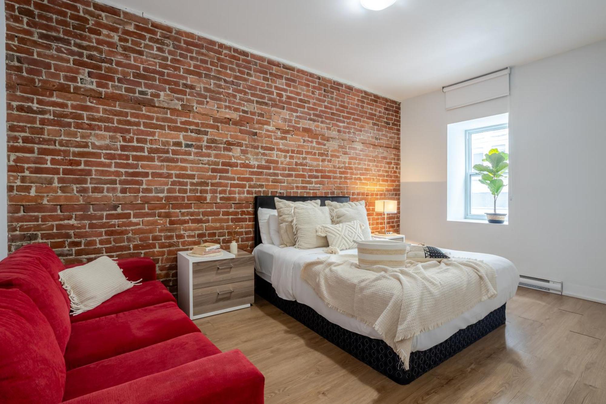 2bdr On Bishop-vibe Mtl Zw4 Apartment Montreal