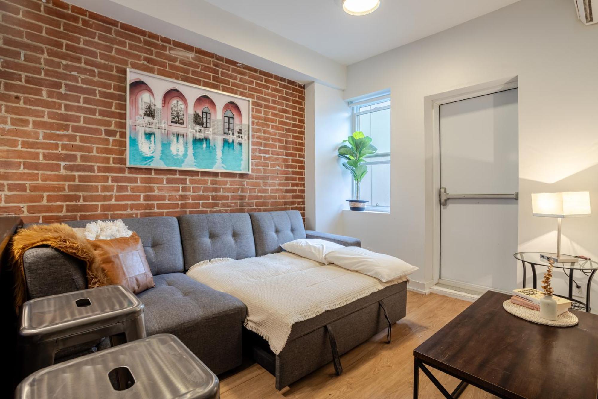 Apartment 2bdr On Bishop-vibe Mtl Zw4