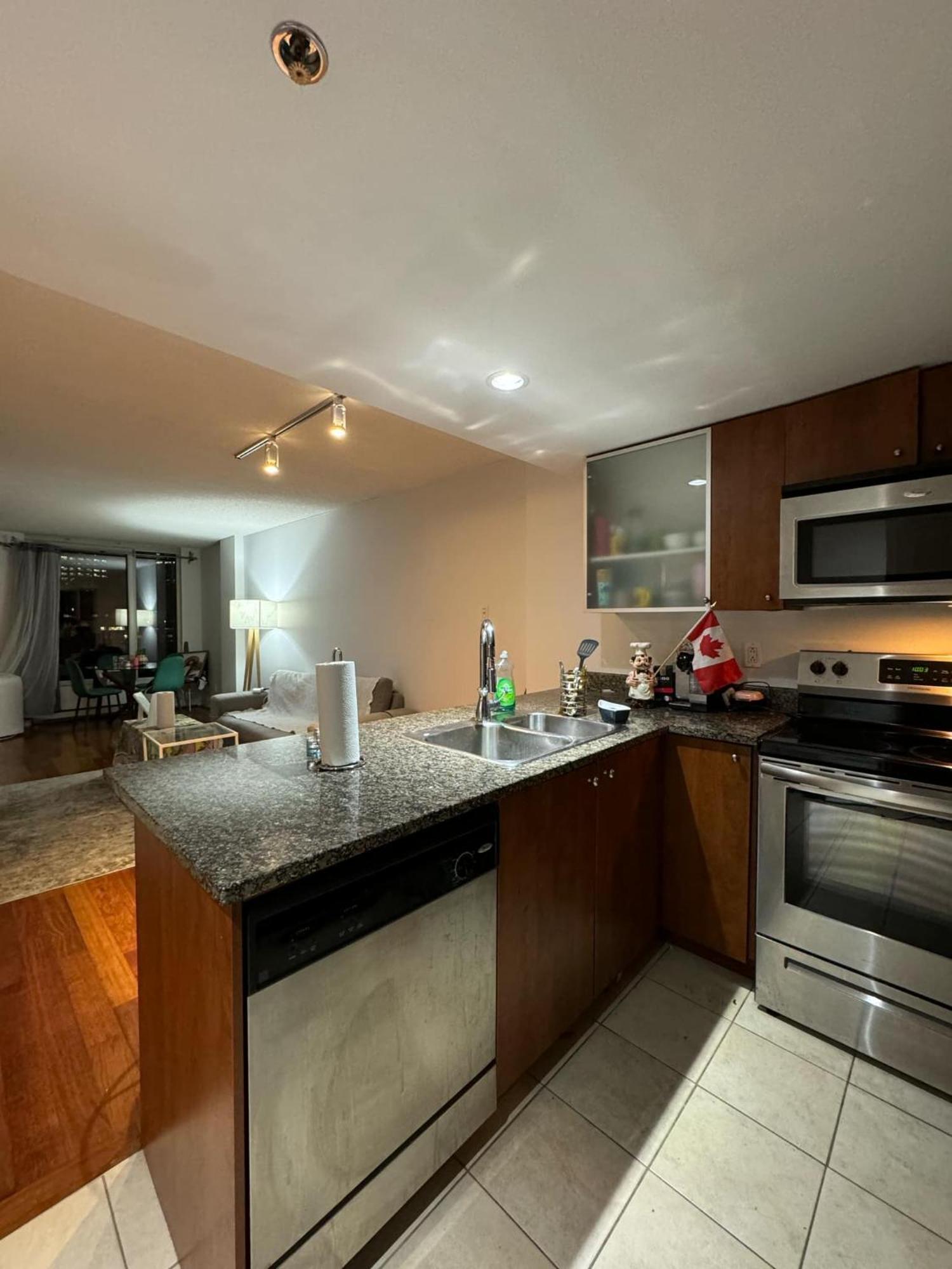 Cozy 1 Bedroom In The Heart Of Old Port