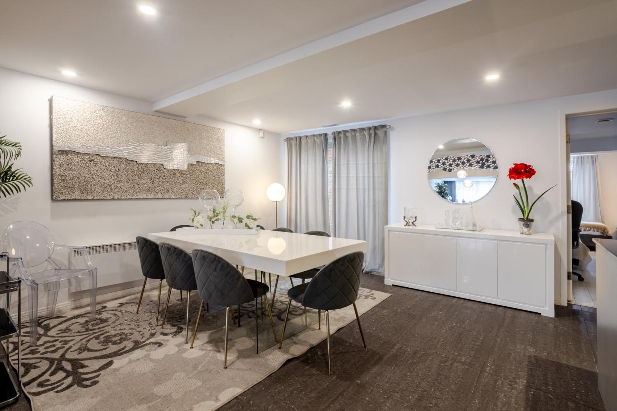 Majestic In Downtown Griffintown Zf7 * Montreal