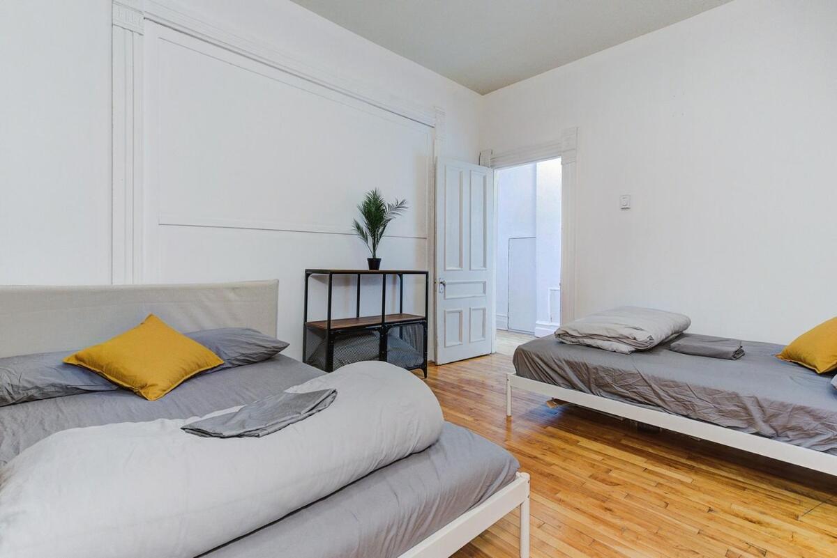 Spacious 3 Bedrooms In Dt Apartment Montreal