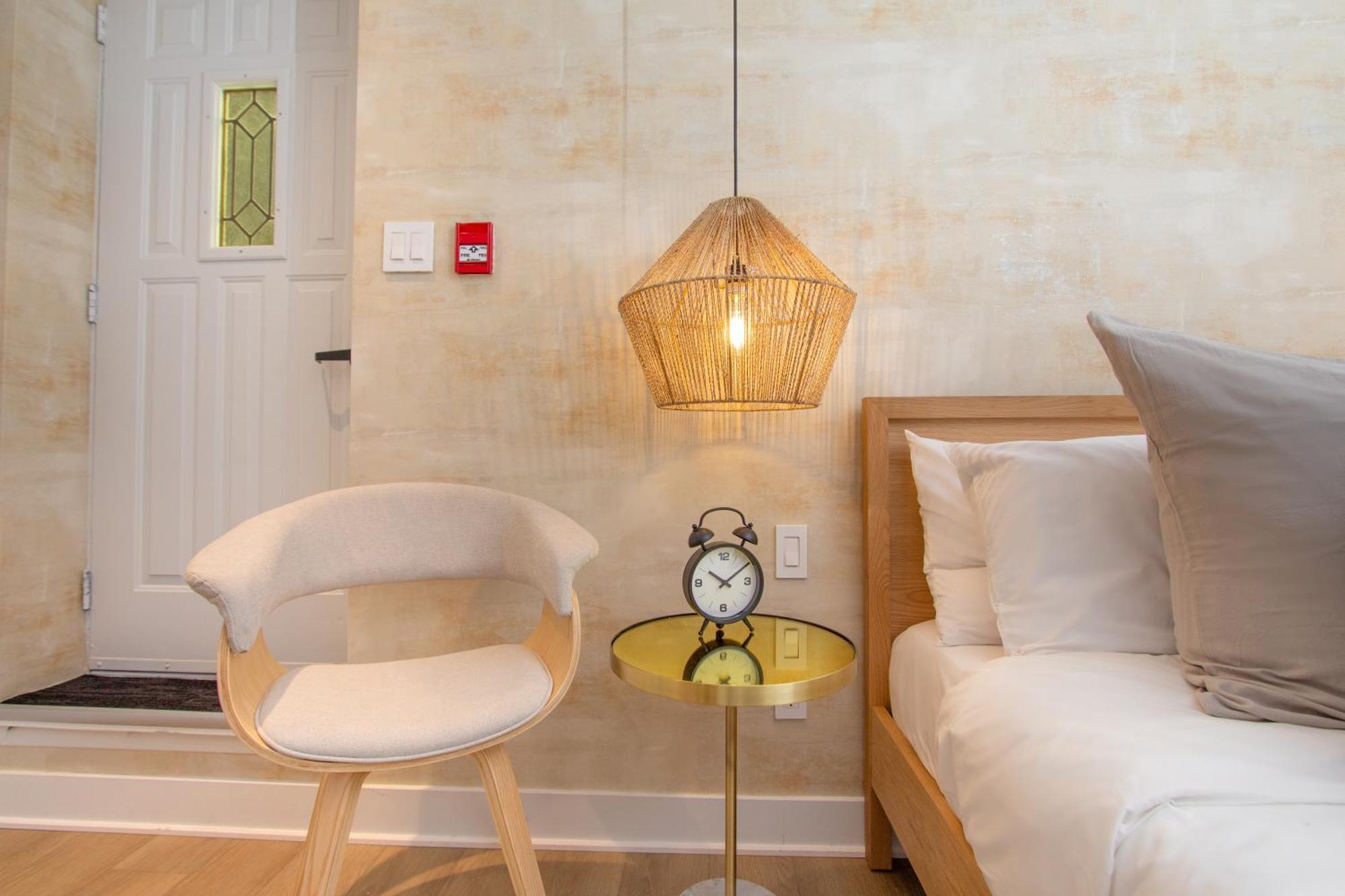 #7 - Self Check-in - Plateau - St-denis Apartment Montreal