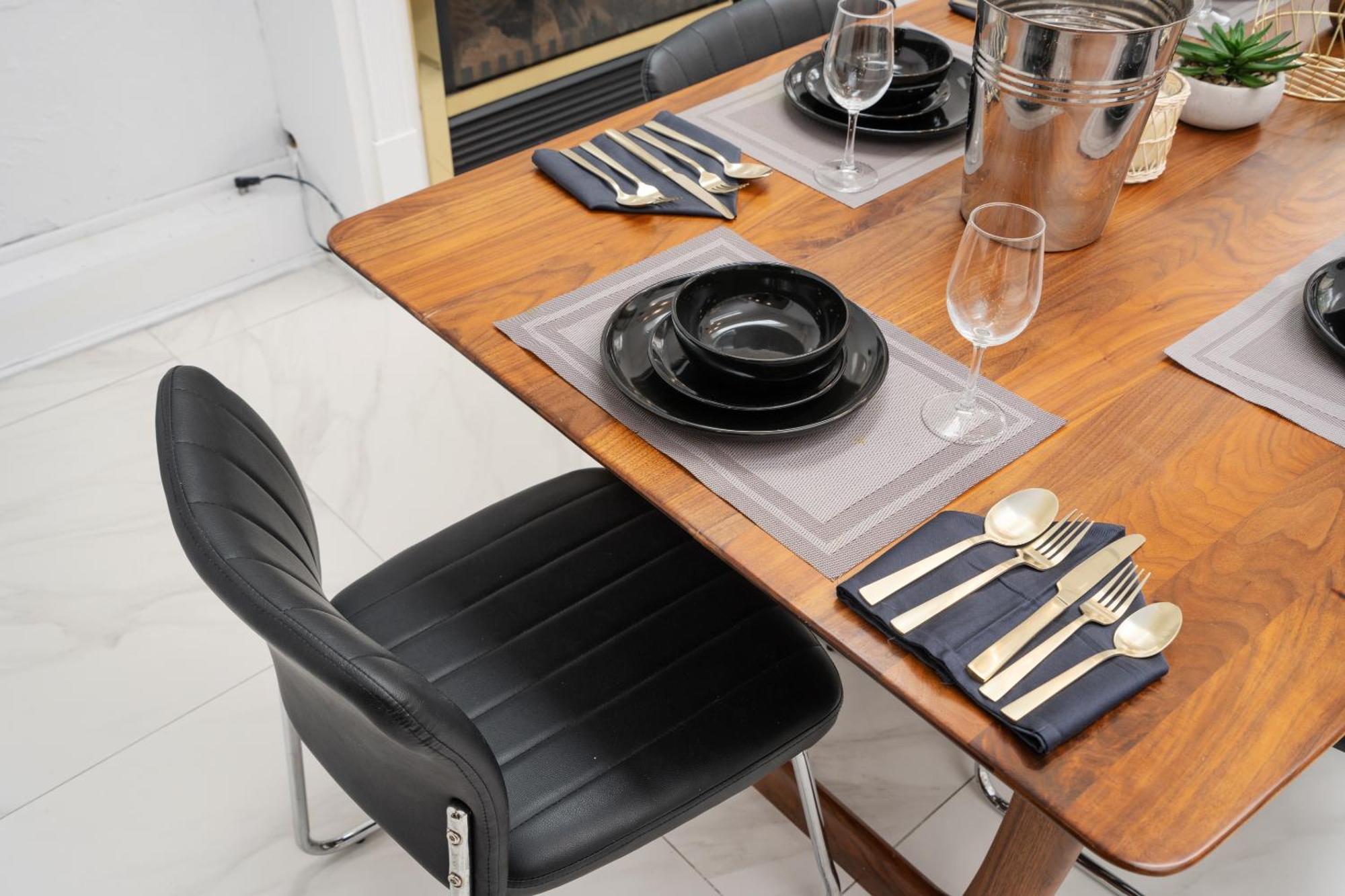 Le Saint-christophe Downtown Apartment Montreal