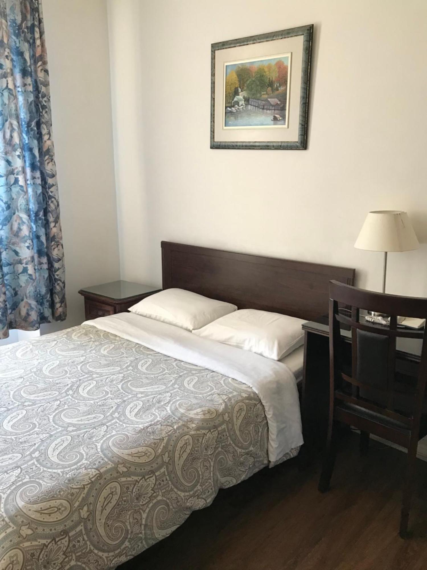 Hotel Bon Accueil 2*