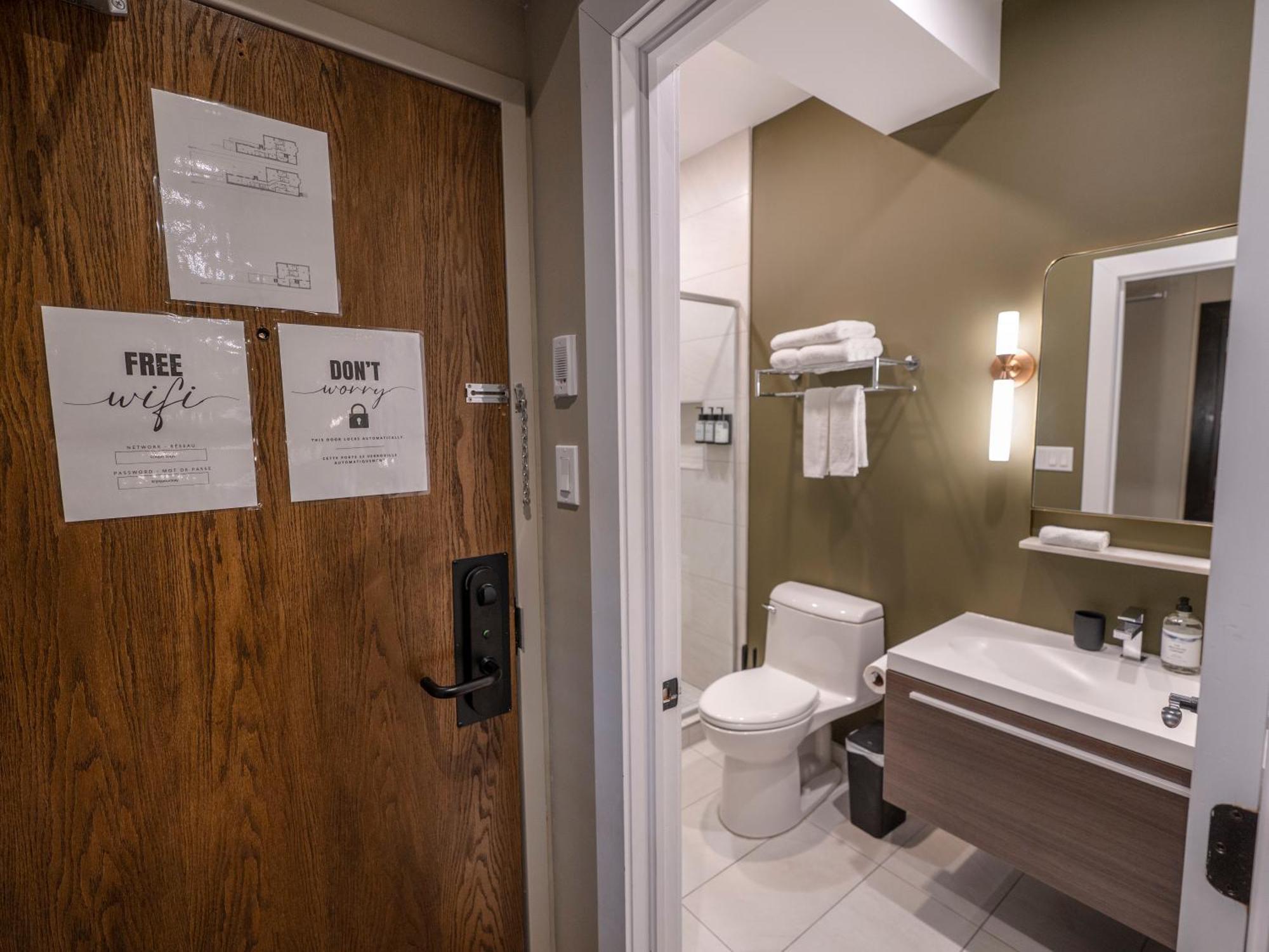 Aparthotel Self Check-in Boutique - Quartier Latin - 103 Montreal