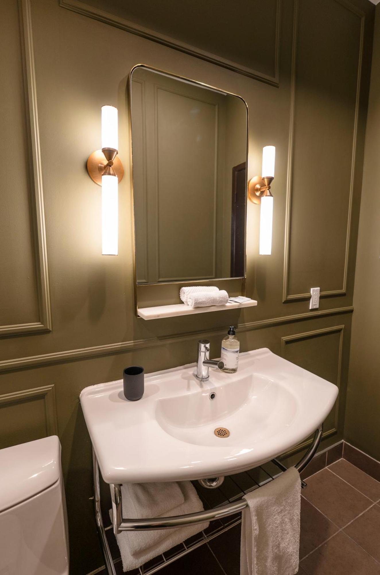 Aparthotel Self Check-in Boutique - Quartier Latin - 203 Montreal