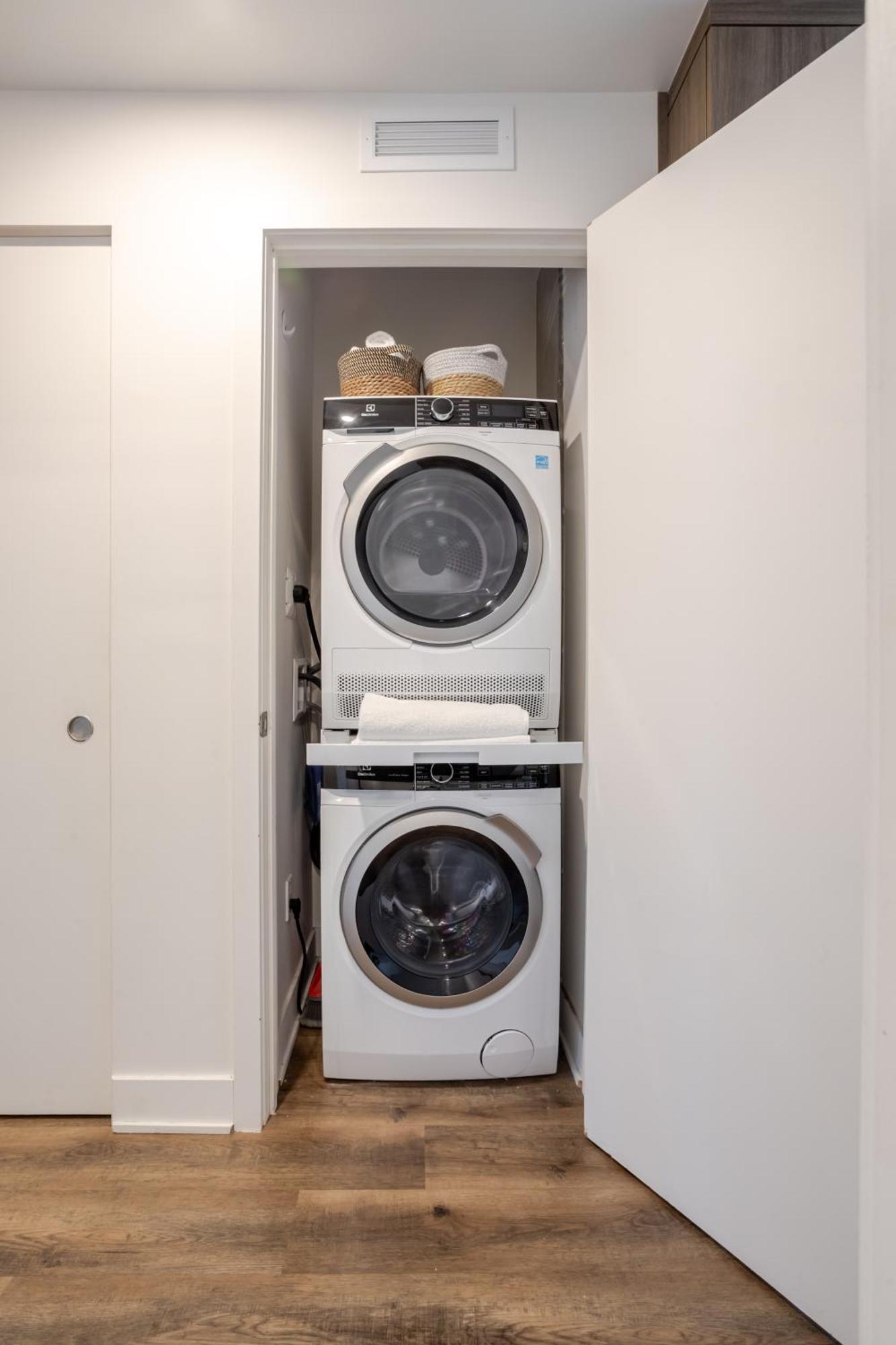 Modern 1br In Downtown Zw1 Apartment *