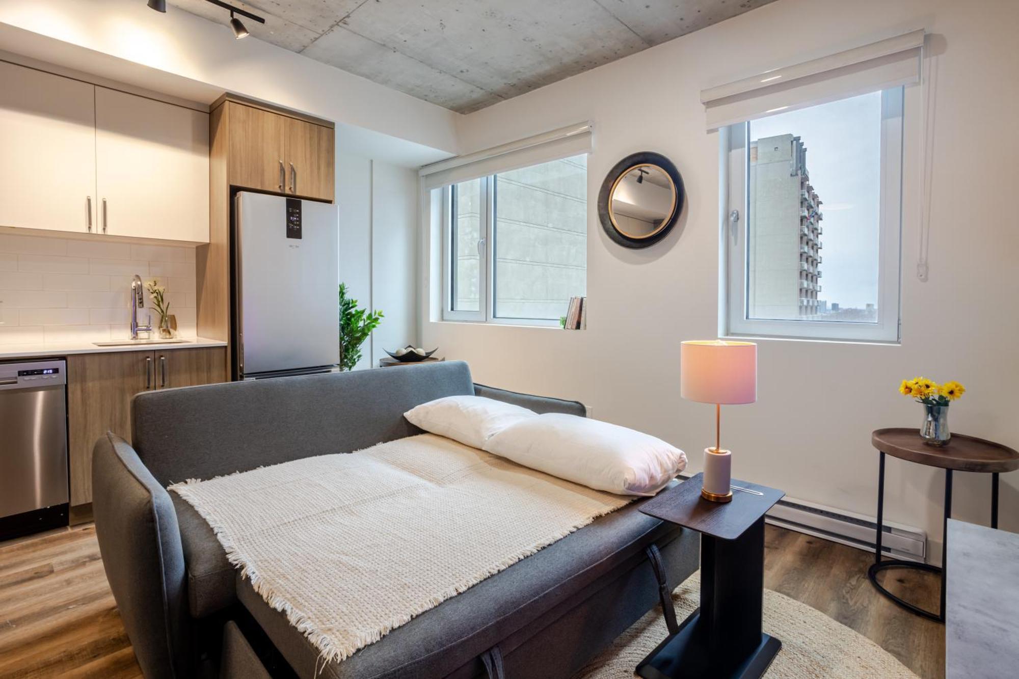 Modern 1br In Downtown Zw1 Montreal