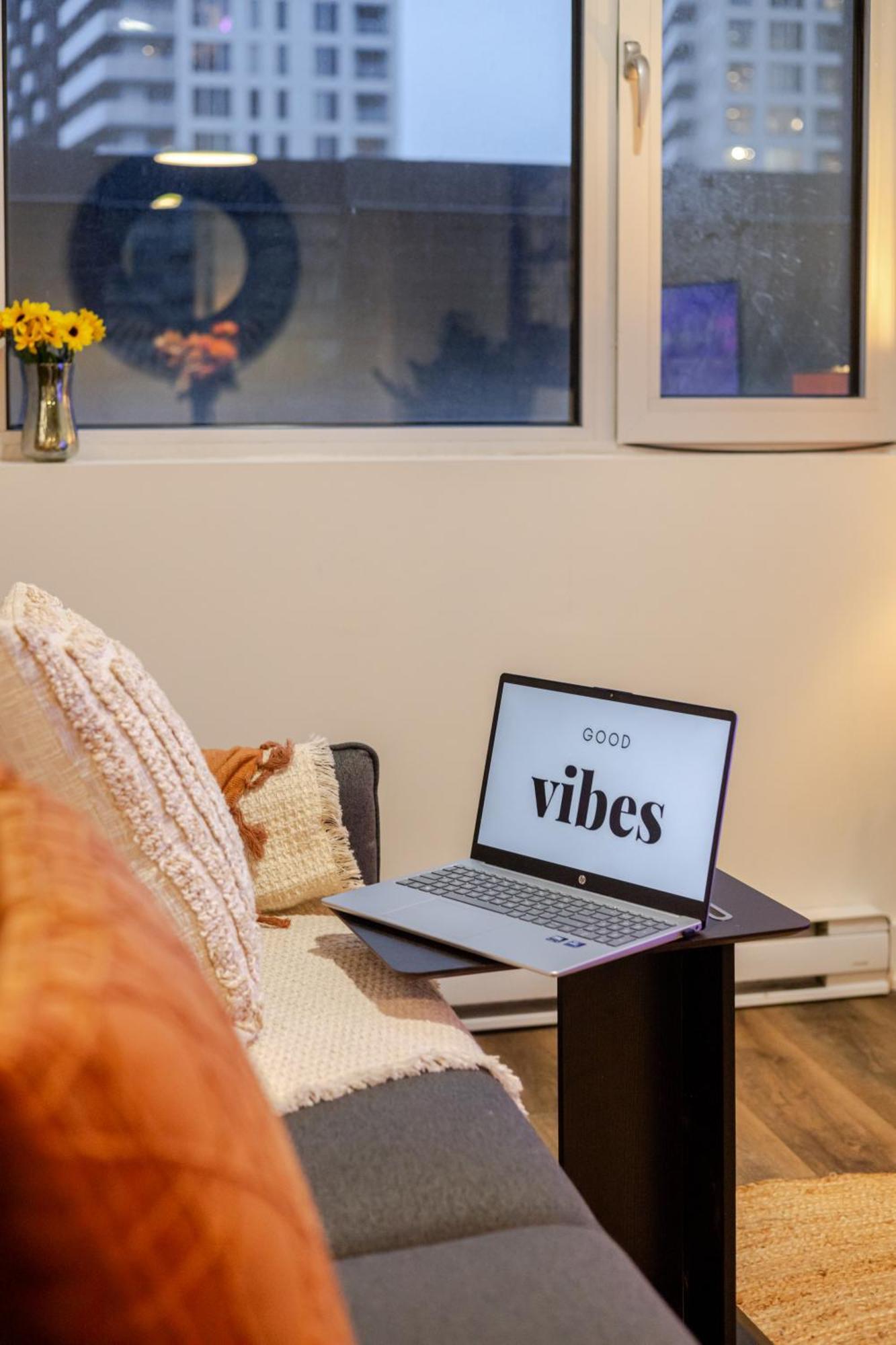 Cute 1bdr In Ste-catherine - Mtl Live Spot Zw0