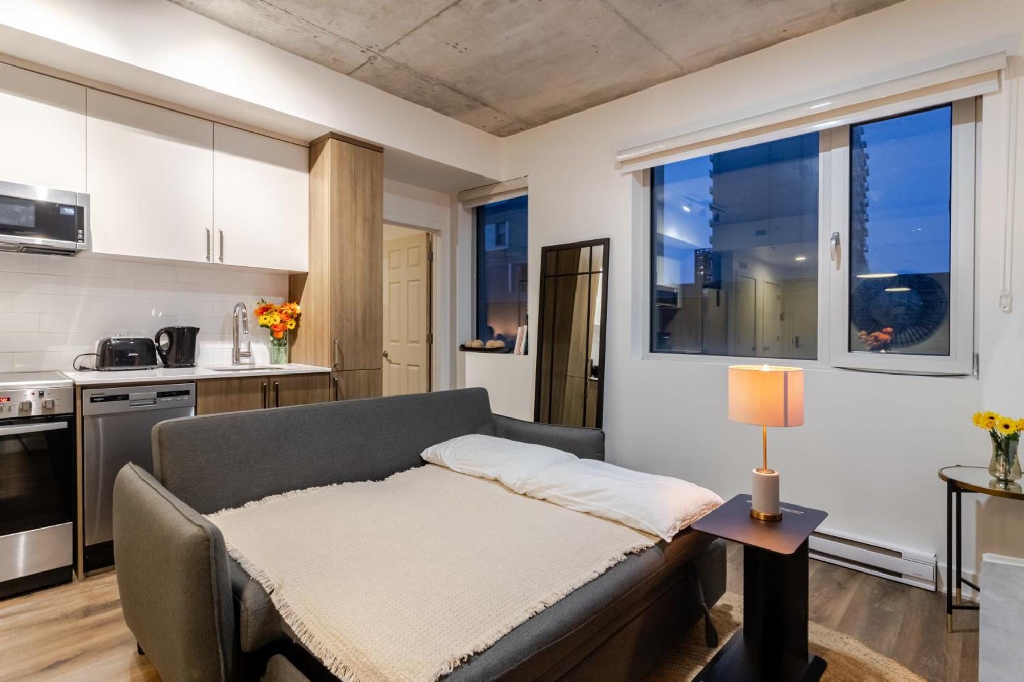 Apartment Cute 1bdr In Ste-catherine - Mtl Live Spot Zw0 *