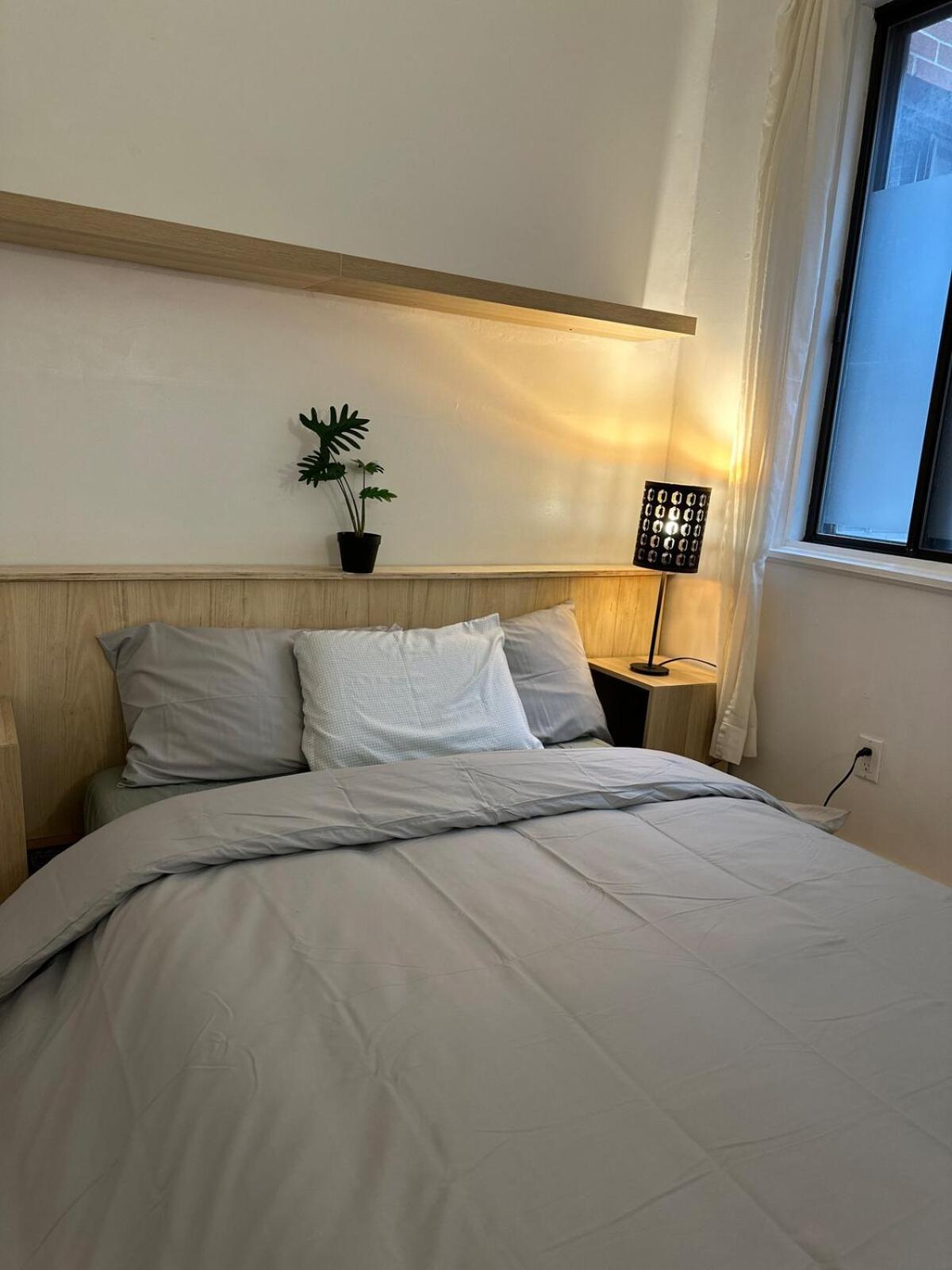 Apartment A Modern 2 Bedroom Unit For Rent