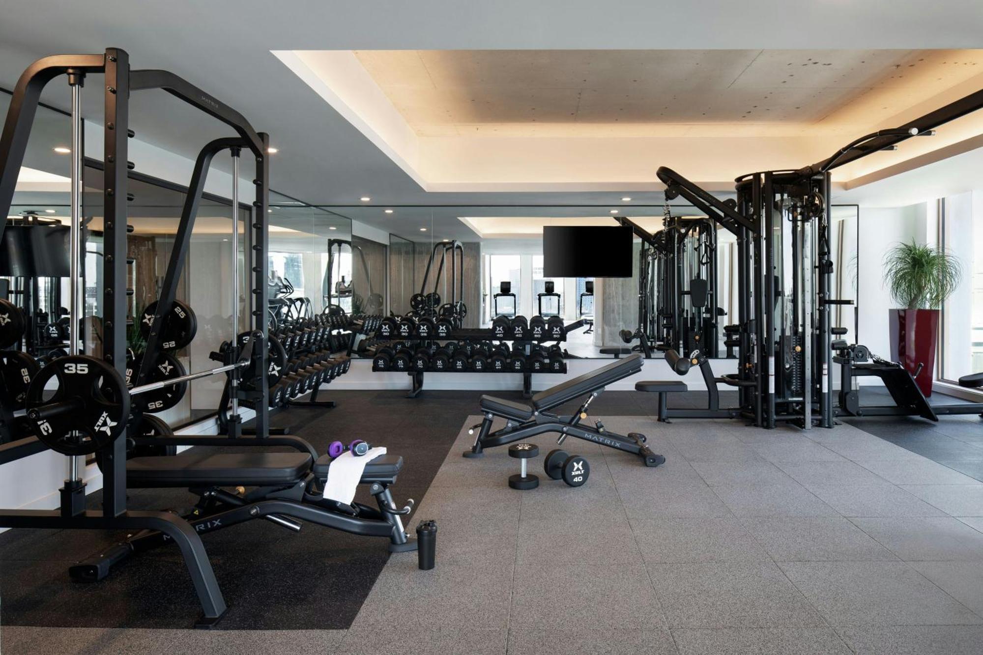 Hotel Moxy Downtown 4*
