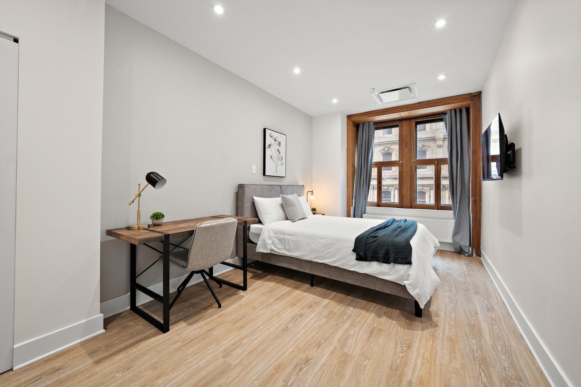 511 Place D'armes Luxury Apartment *