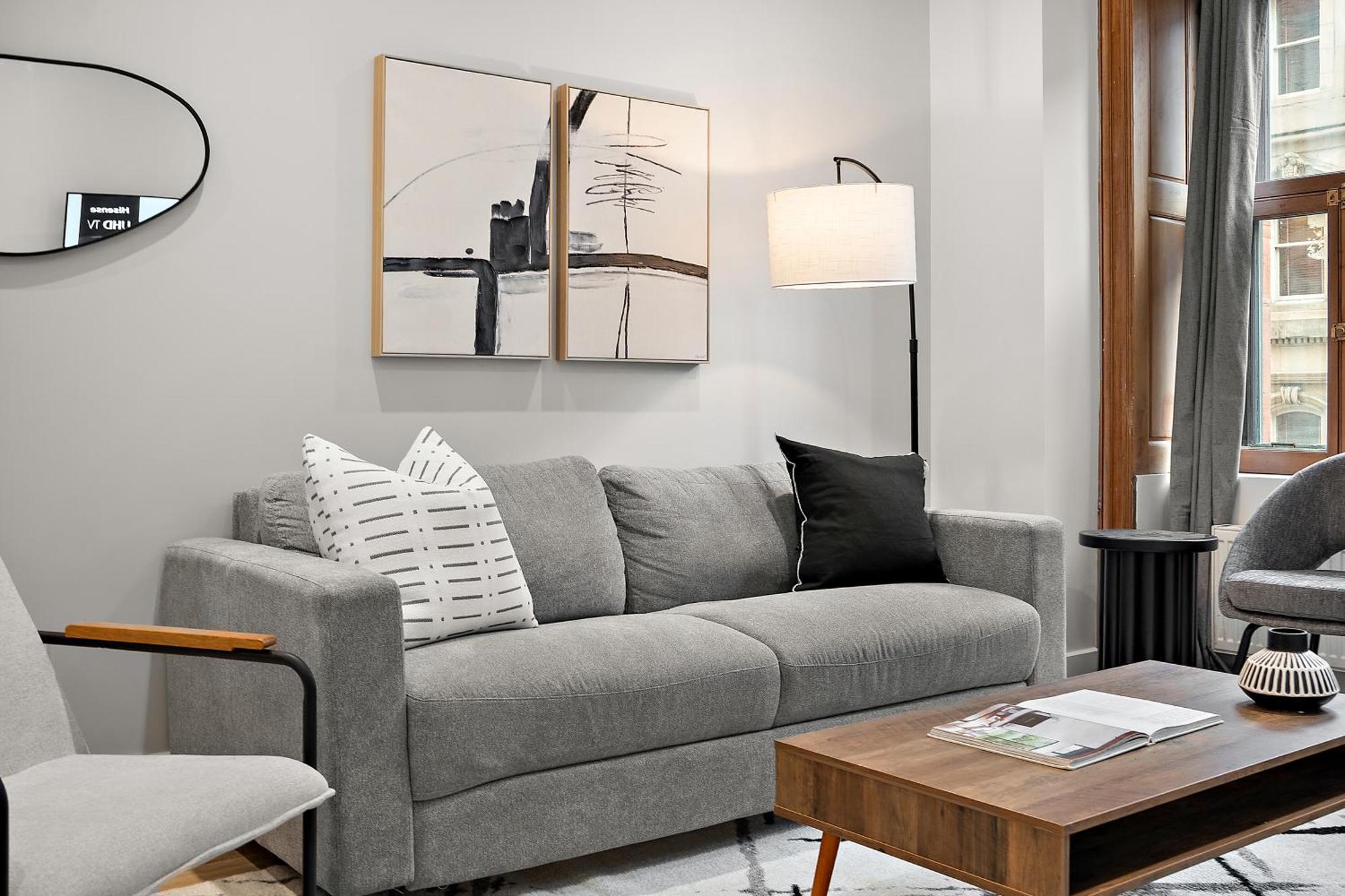 511 Place D'armes Luxury Apartment *