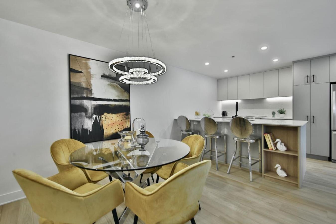 Heritage Hideaway 2br Old Port Charm Apartment *