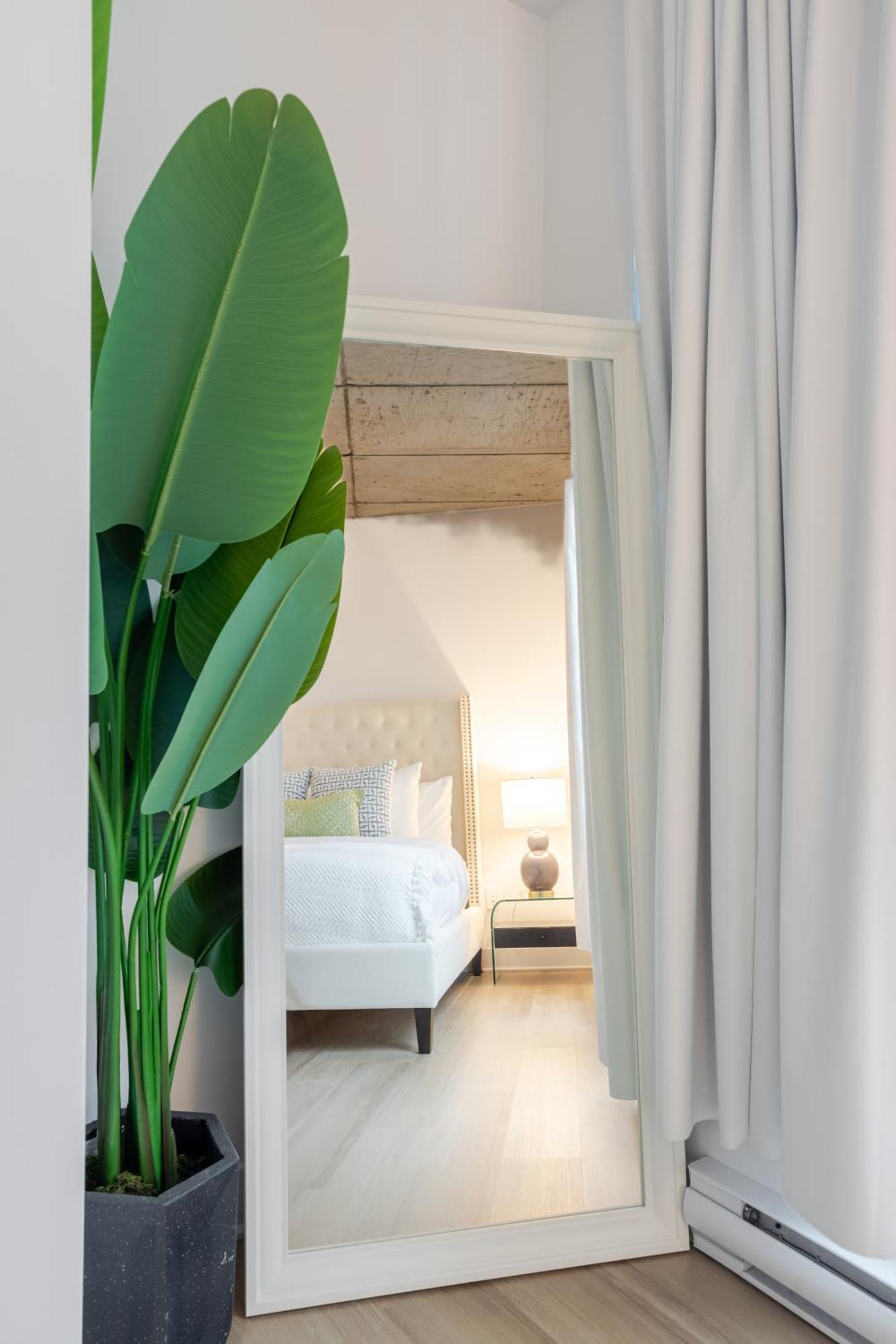 Heritage Hideaway 2br Old Port Charm Apartment *