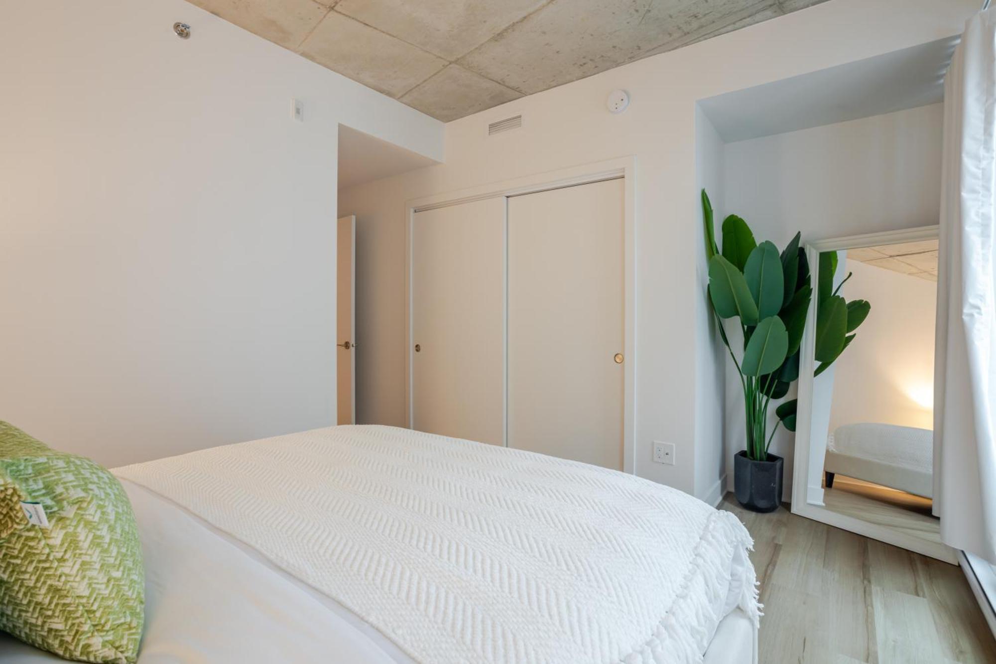 Heritage Hideaway 2br Old Port Charm Apartment