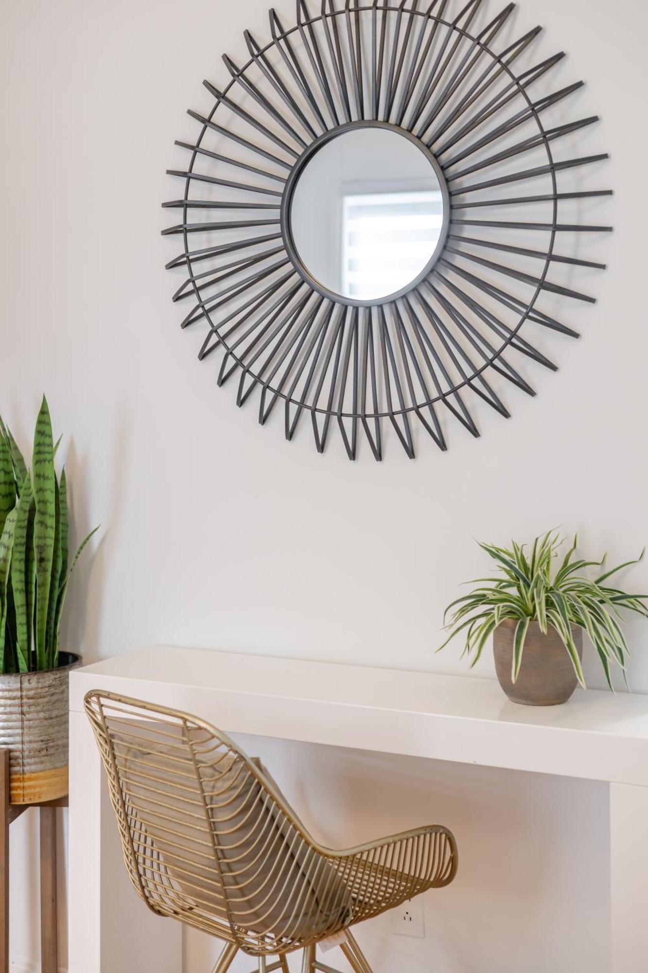 Stunning 2b In Plateau Mont-royal Zb6 Apartment *