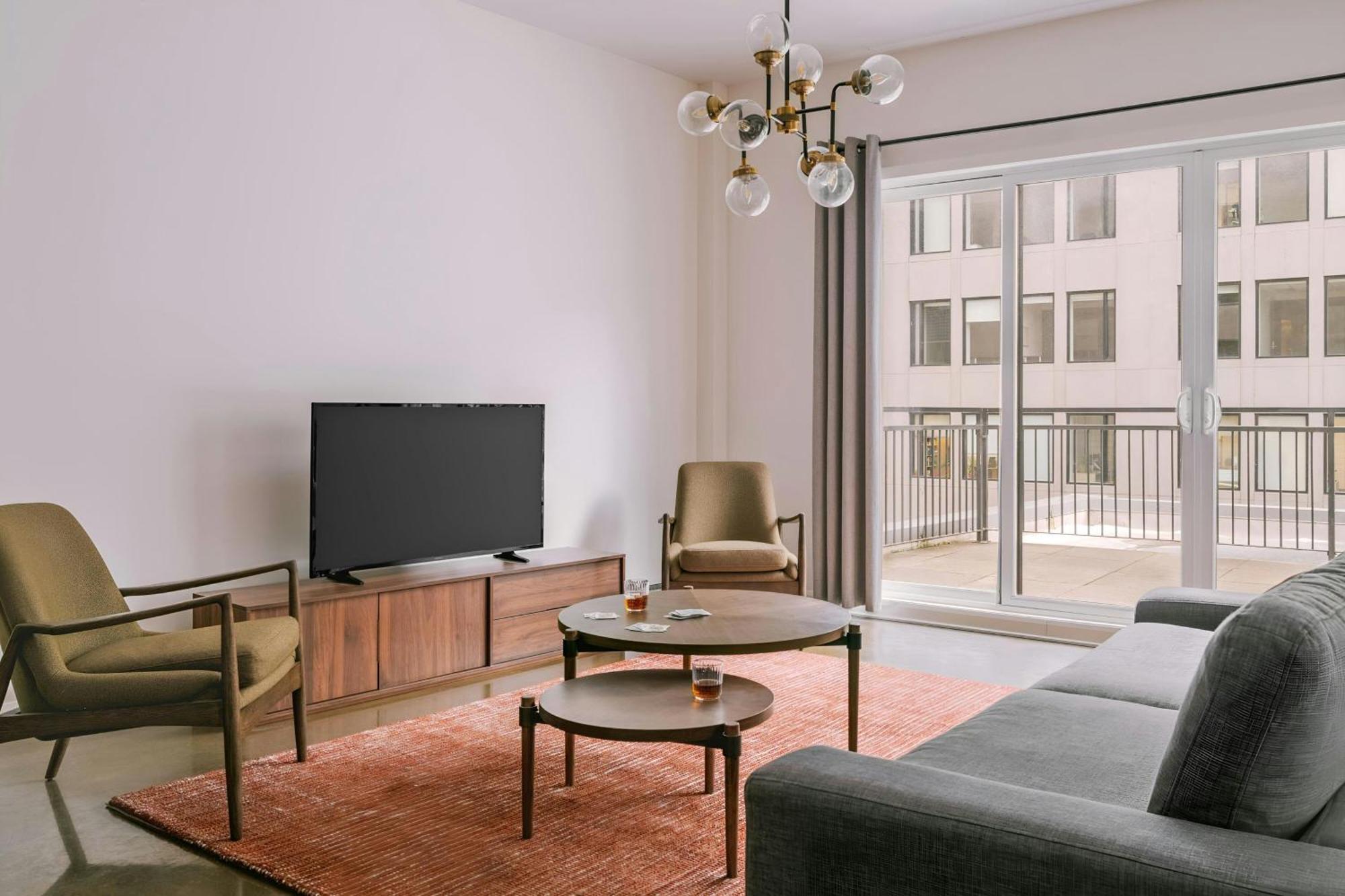 Sonder By Marriott Bonvoy Penny Lane Old Montreal