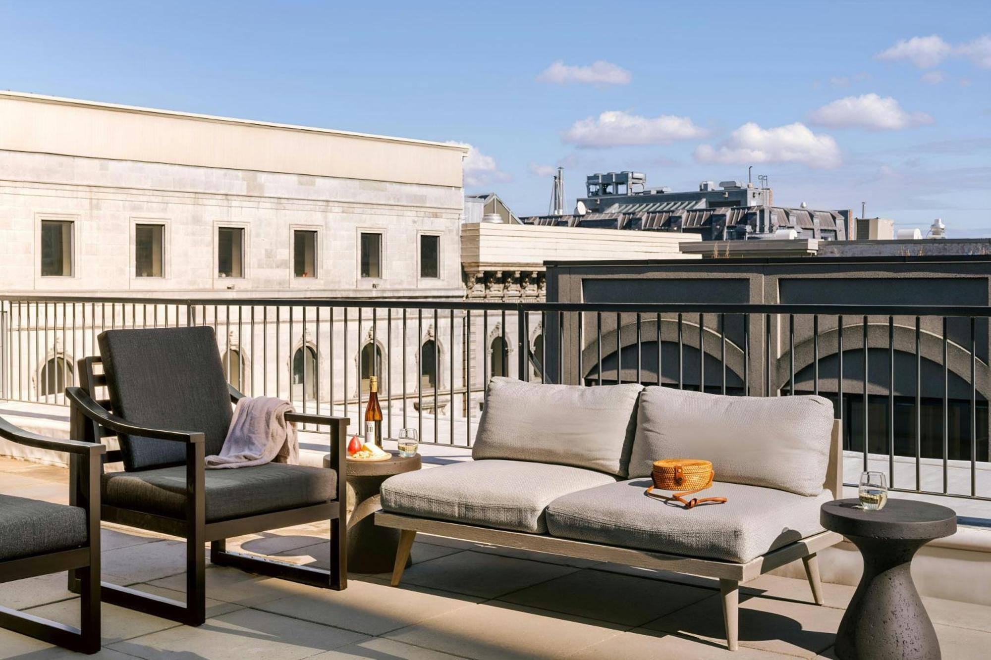 Sonder By Marriott Bonvoy Penny Lane Old Montreal
