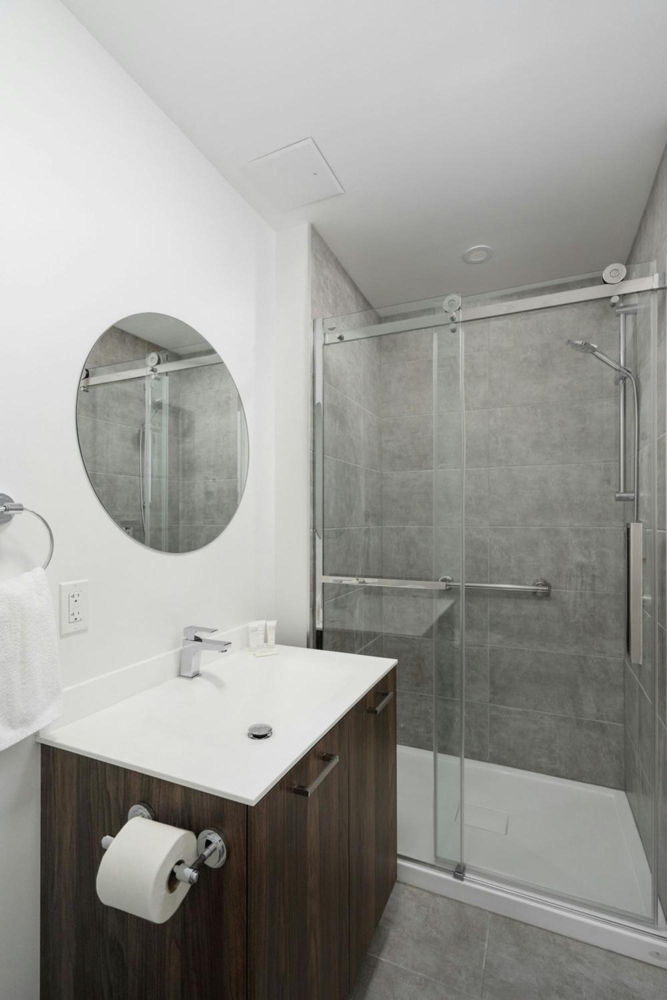 Sonder By Marriott Bonvoy Gare Saint Denis Downtown Aparthotel Montreal