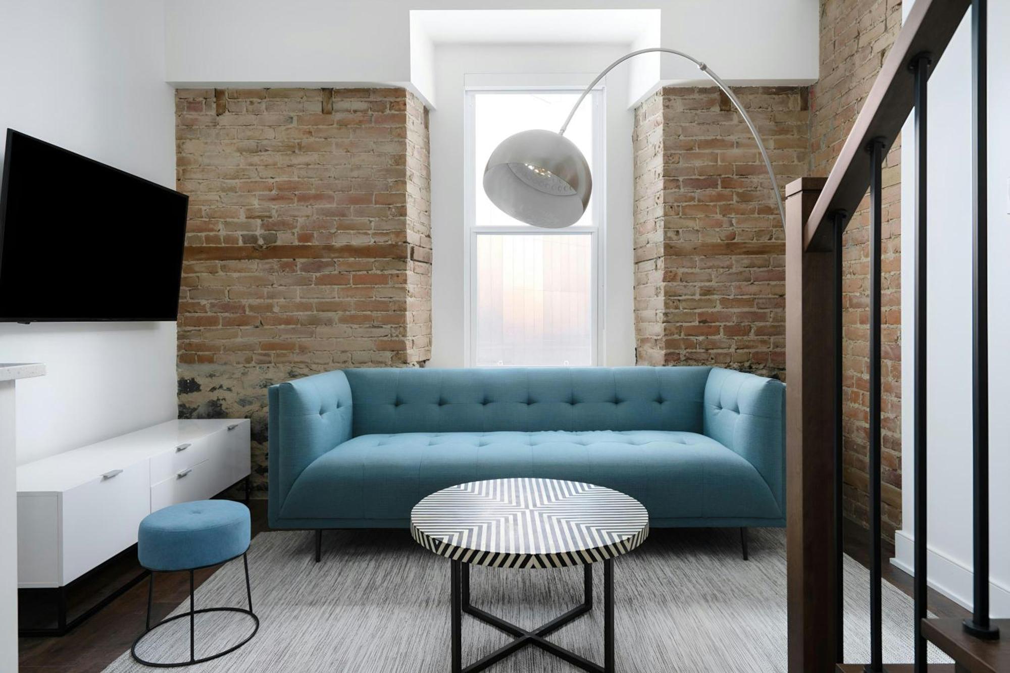 Sonder By Marriott Bonvoy Gare Saint Denis Downtown Aparthotel Montreal