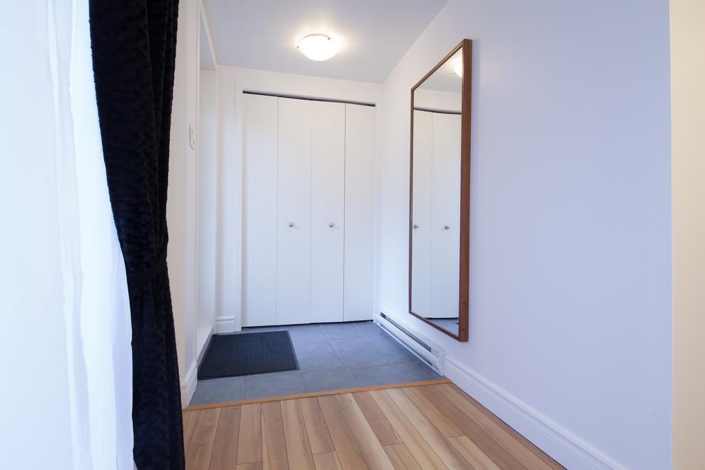 Le 2662 Charlemagne Apartment