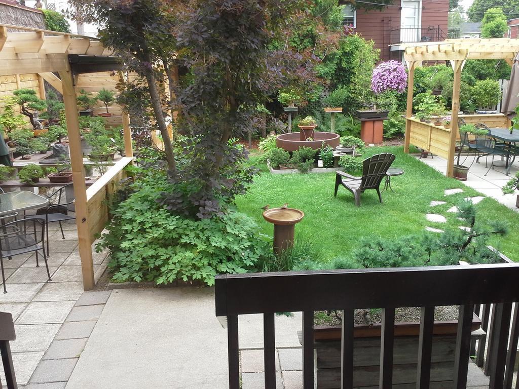 Apartment 3 Bedrooms 3 Beds Near Metro -2 Parking Free *