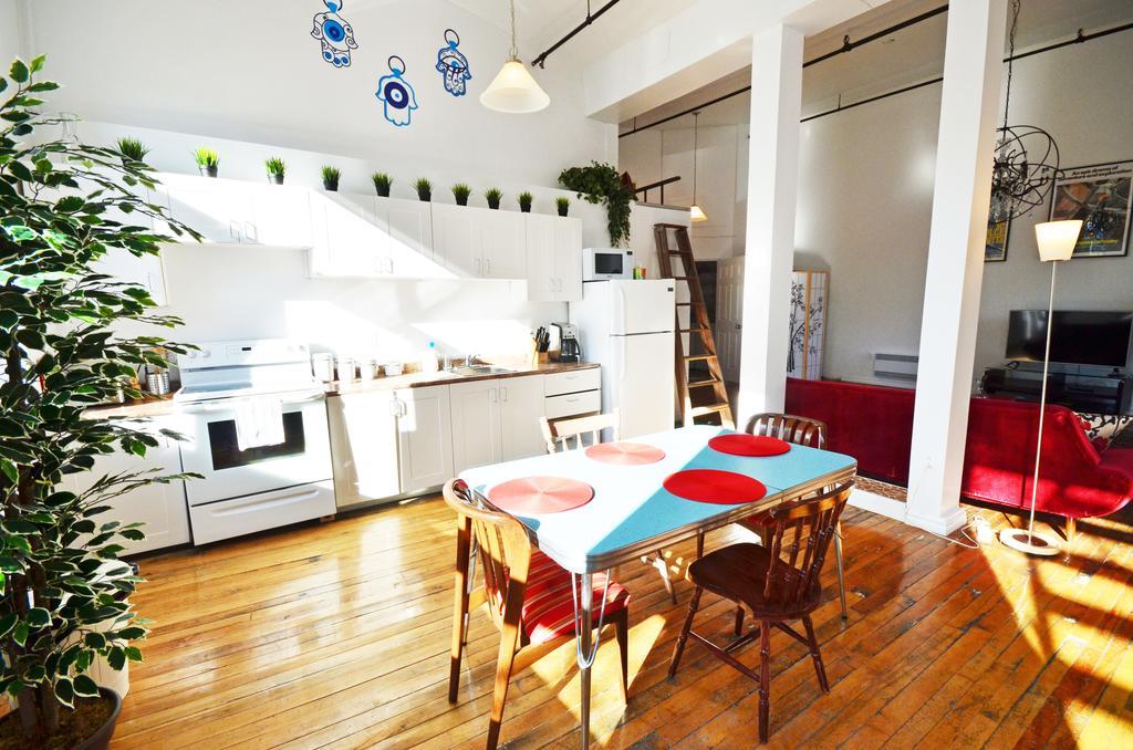 Likeahotel - Square Victoria Apartment 3*