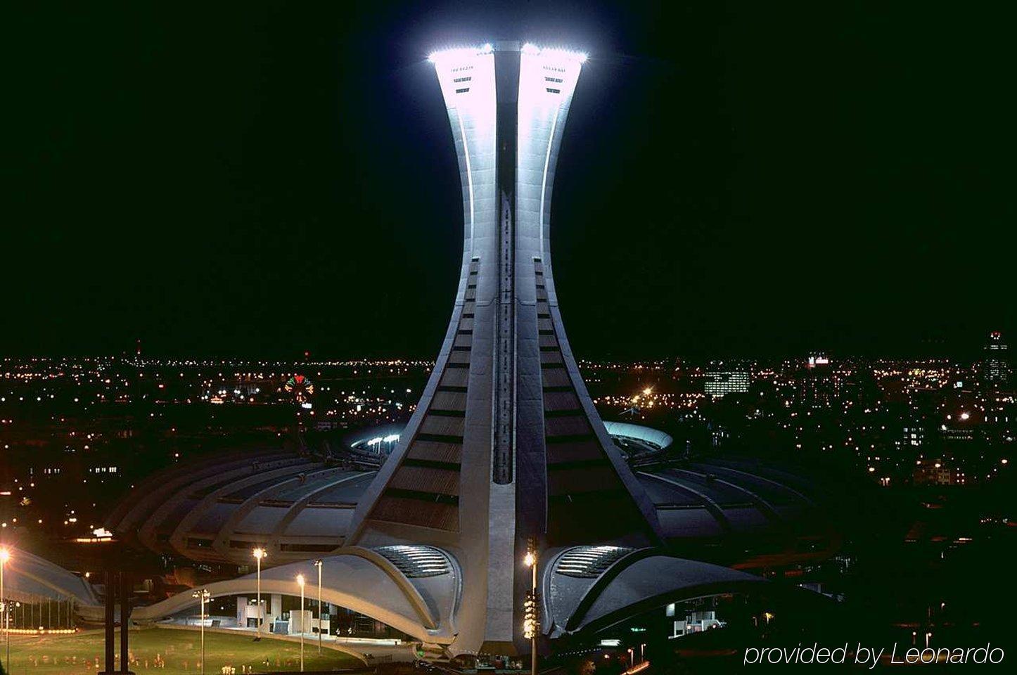 Hotel Embassy By Hilton - Montreal
