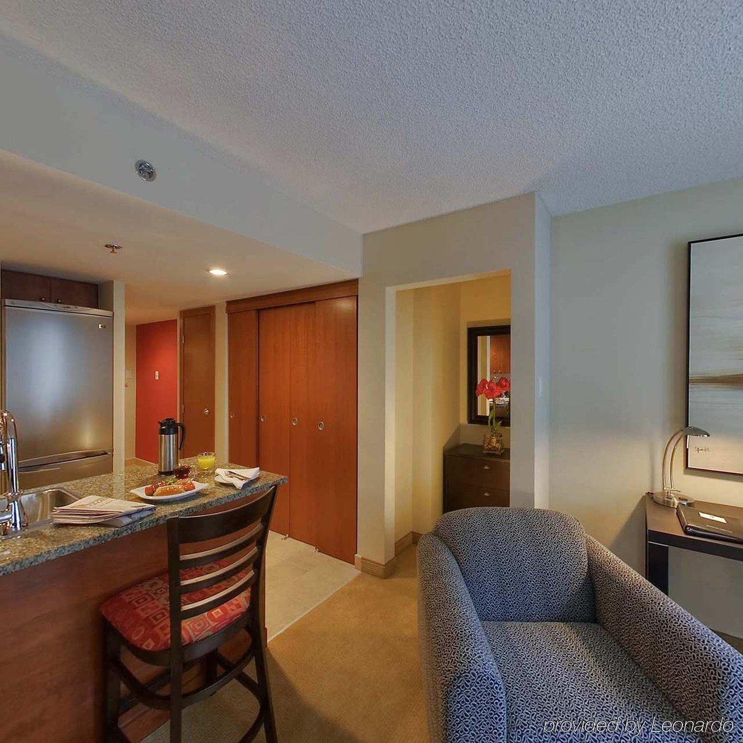 Hotel Embassy By Hilton -