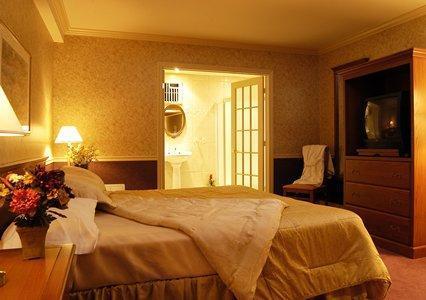 Clarion & Downtown Hotel Montreal