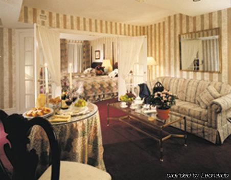 Le Cantlie Hotel