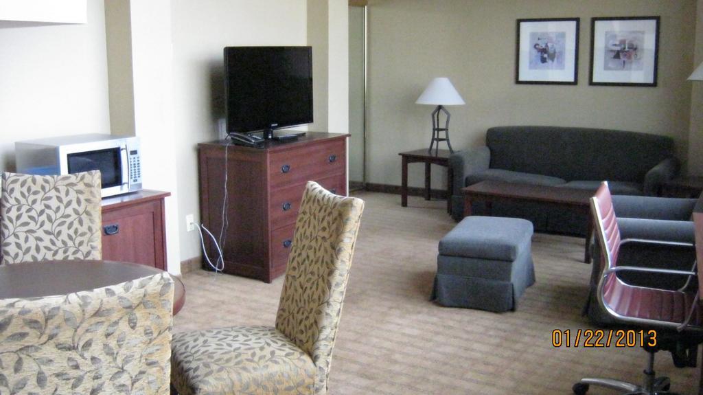 Four Points By Sheraton Montreal Centre-Ville 3*