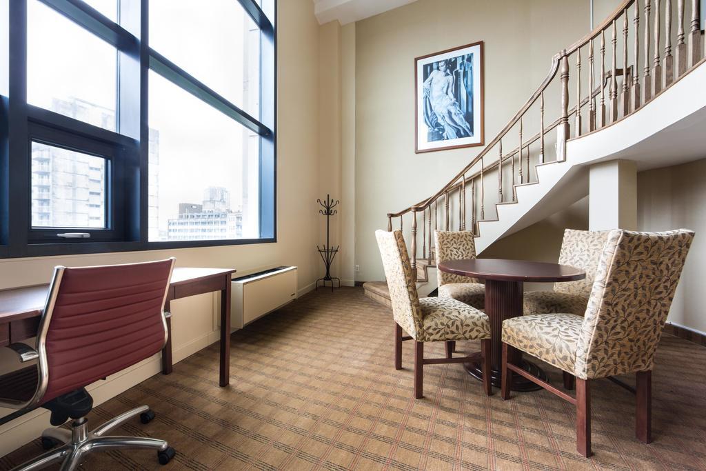 Four Points By Sheraton Montreal Centre-Ville