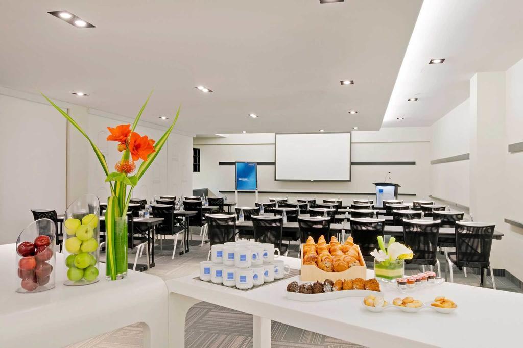 Novotel Center Hotel