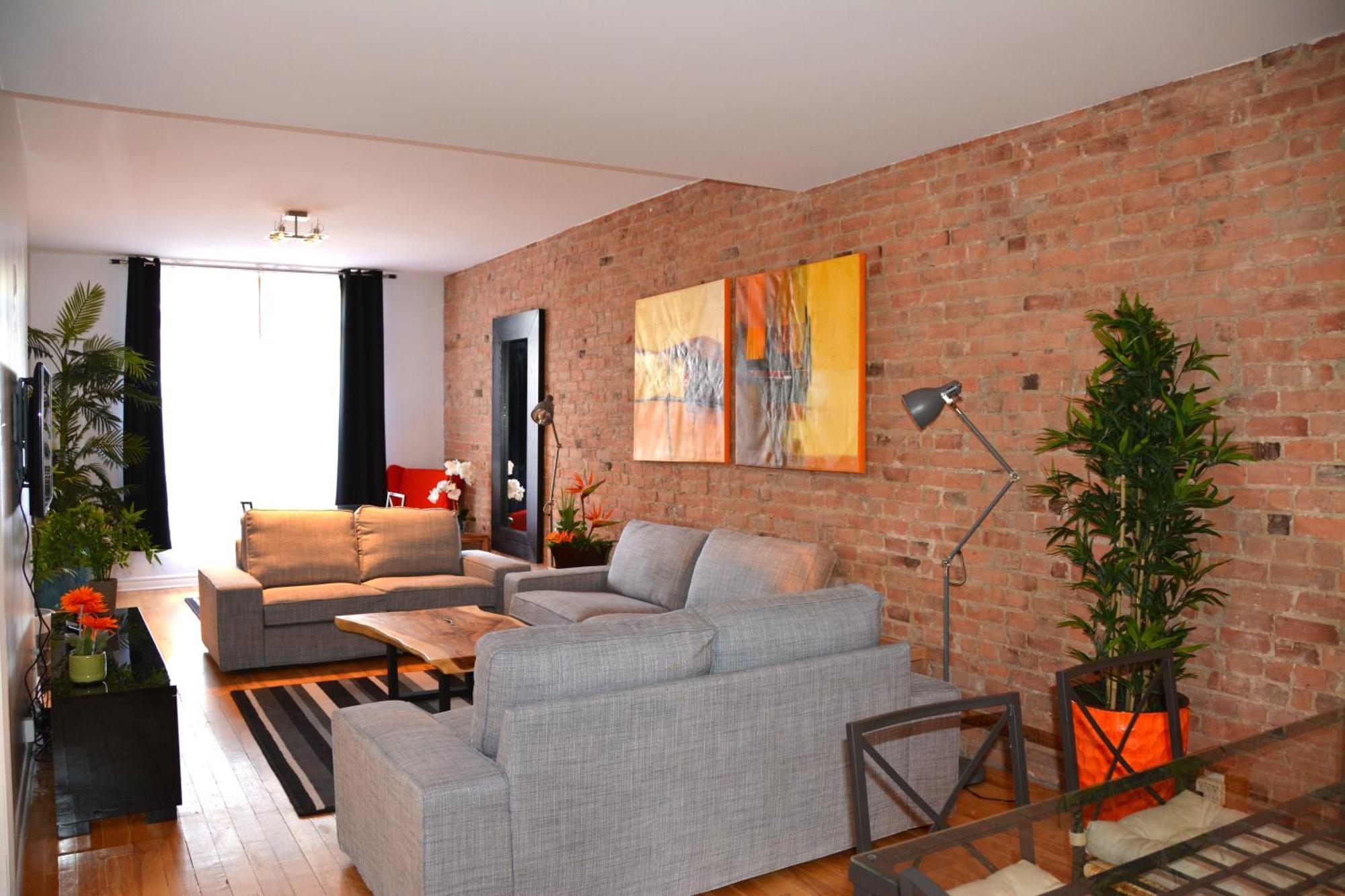Le Metro Mont-royal By Homeinmontreal Apartment Montreal