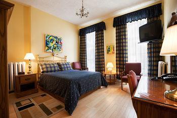 Hotel Chateau De L'argoat 3*