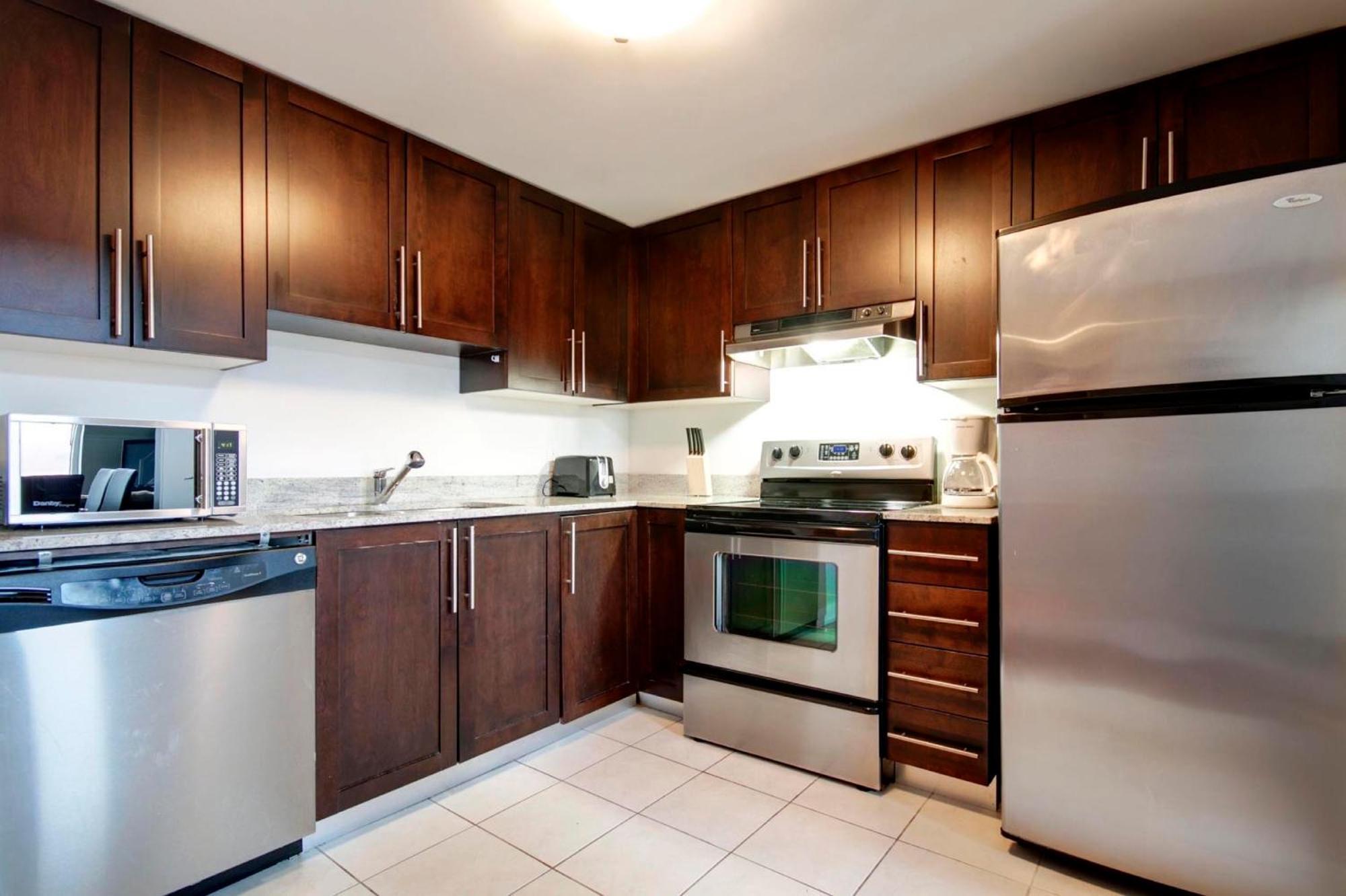 Luxury - Mosaique Apartment Montreal
