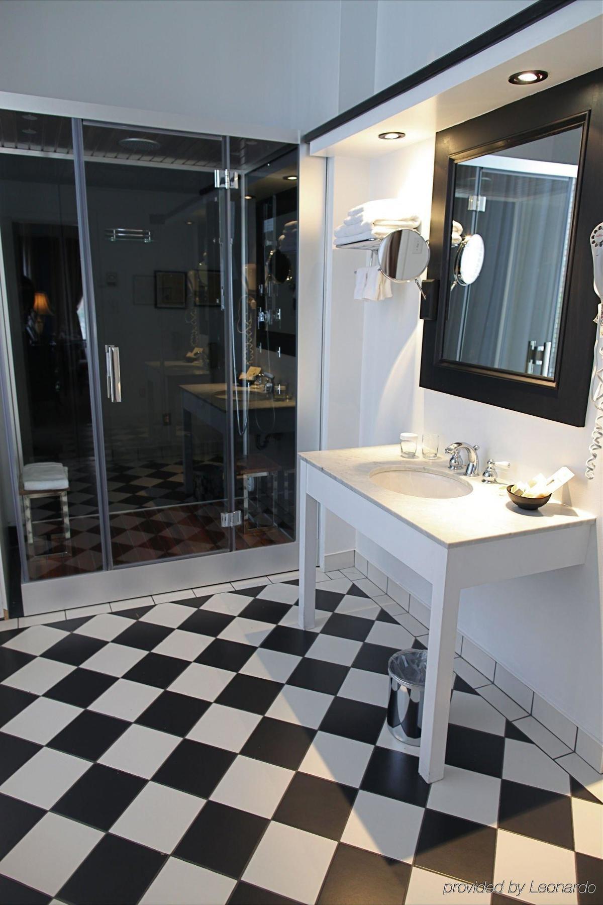 Hotel Lhotel 4*