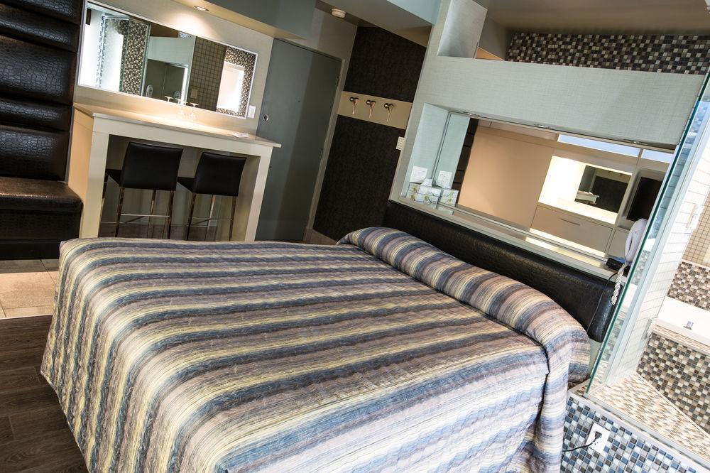 Le Chablis Cadillac 3* Montreal