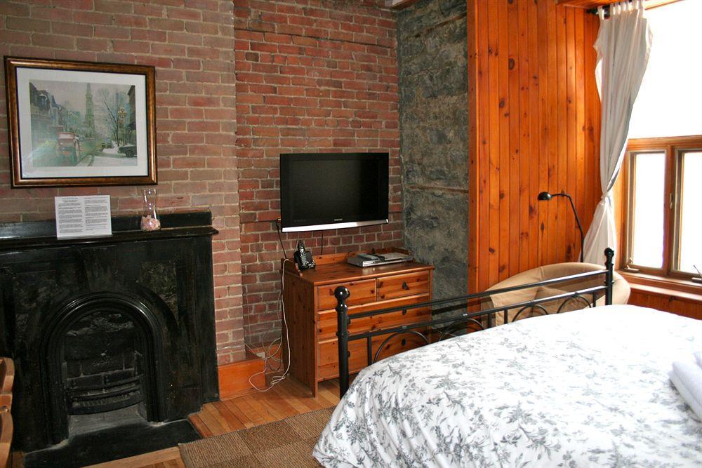 Gite University Bed And Breakfast Bed & Breakfast Montreal