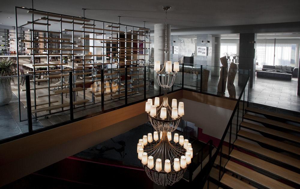 Hotel10 Hotel