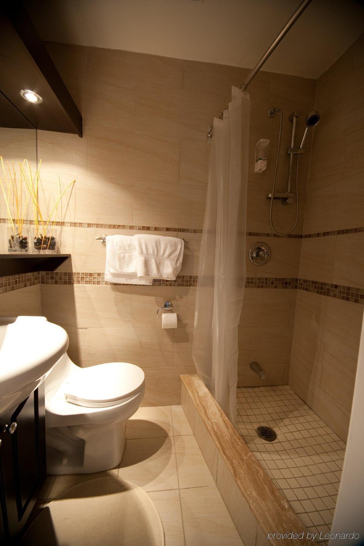 Hotel Star 2*