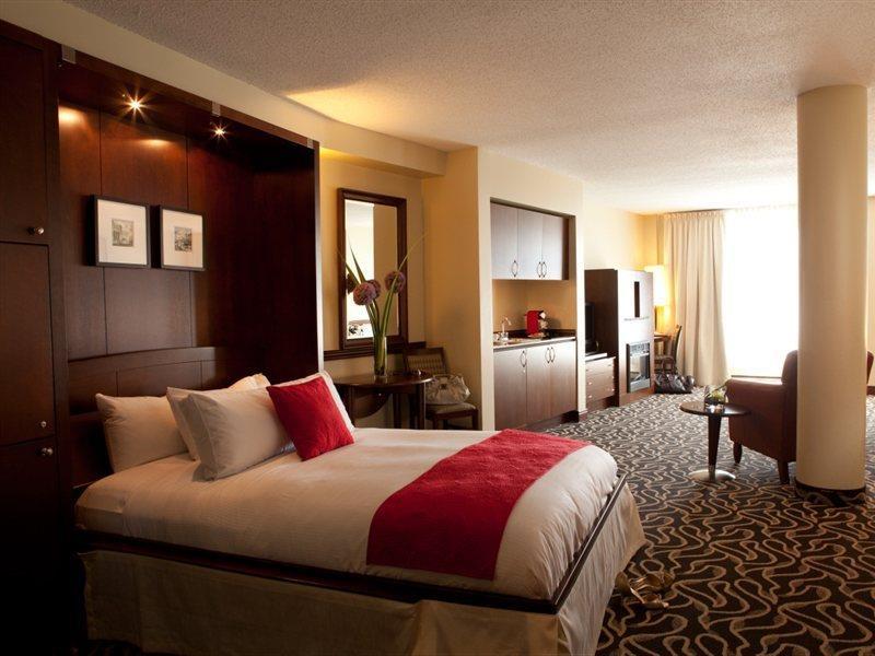Hotel Saint-sulpice 4*