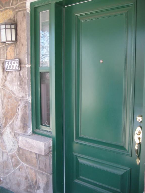 Le Botaniste Apartment Montreal