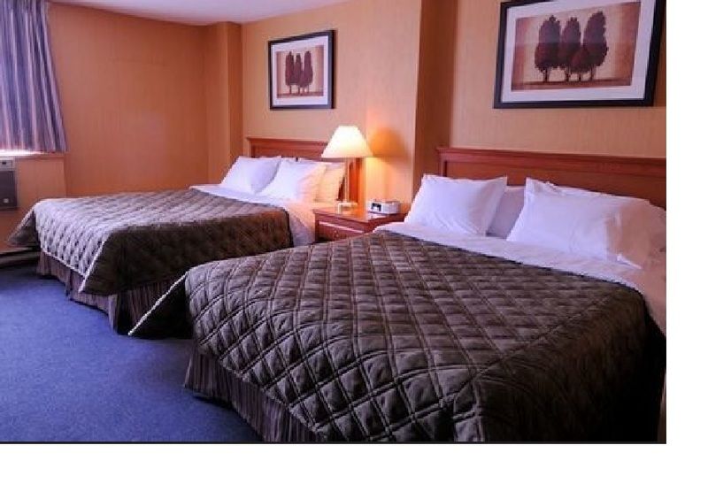 Hotel Fairfield By Marriott Downtown Montreal